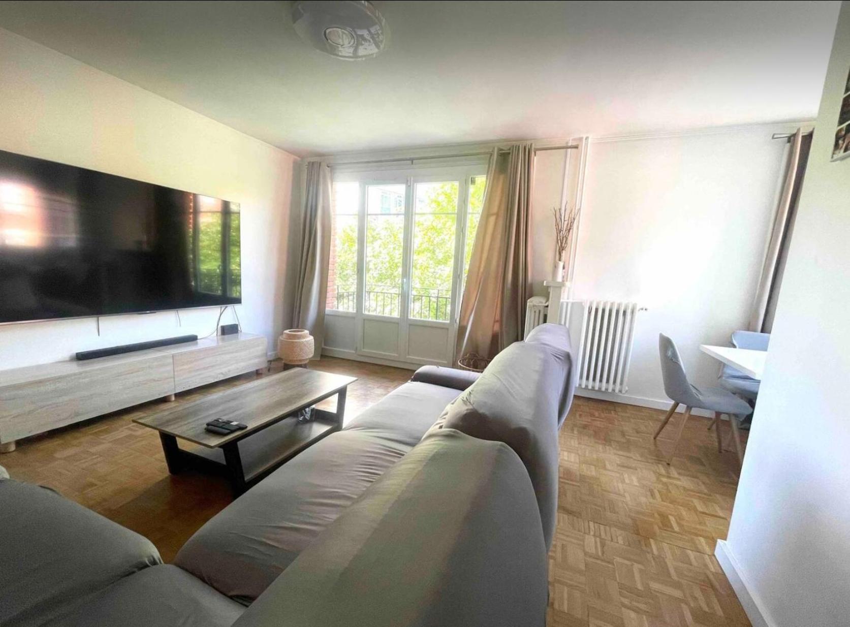 Modern 2 Bedroom Apartment Near Paris Metro, Giant Flat Screen Tv 85 Inches, Balcony, Free Parking Ιβρύ-συρ-Σεν Εξωτερικό φωτογραφία