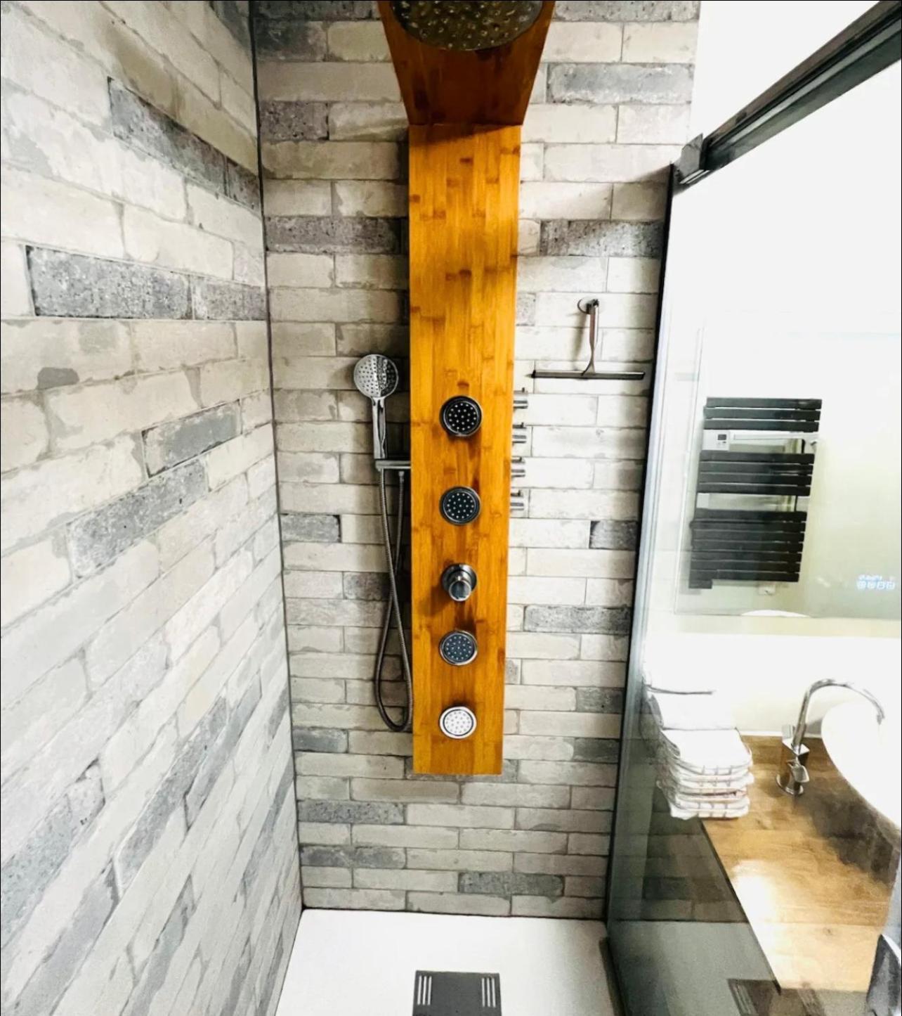 Modern 2 Bedroom Apartment Near Paris Metro, Giant Flat Screen Tv 85 Inches, Balcony, Free Parking Ιβρύ-συρ-Σεν Εξωτερικό φωτογραφία