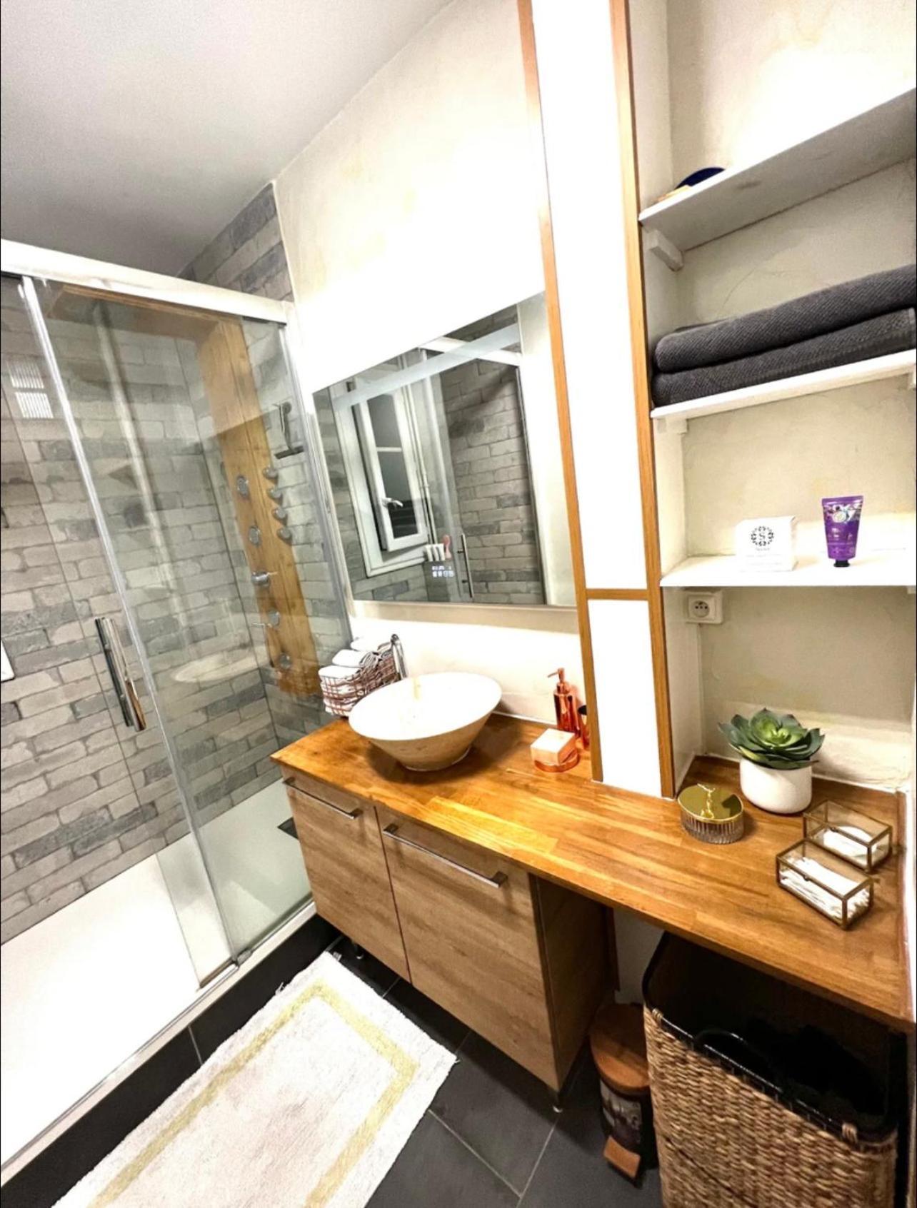 Modern 2 Bedroom Apartment Near Paris Metro, Giant Flat Screen Tv 85 Inches, Balcony, Free Parking Ιβρύ-συρ-Σεν Εξωτερικό φωτογραφία