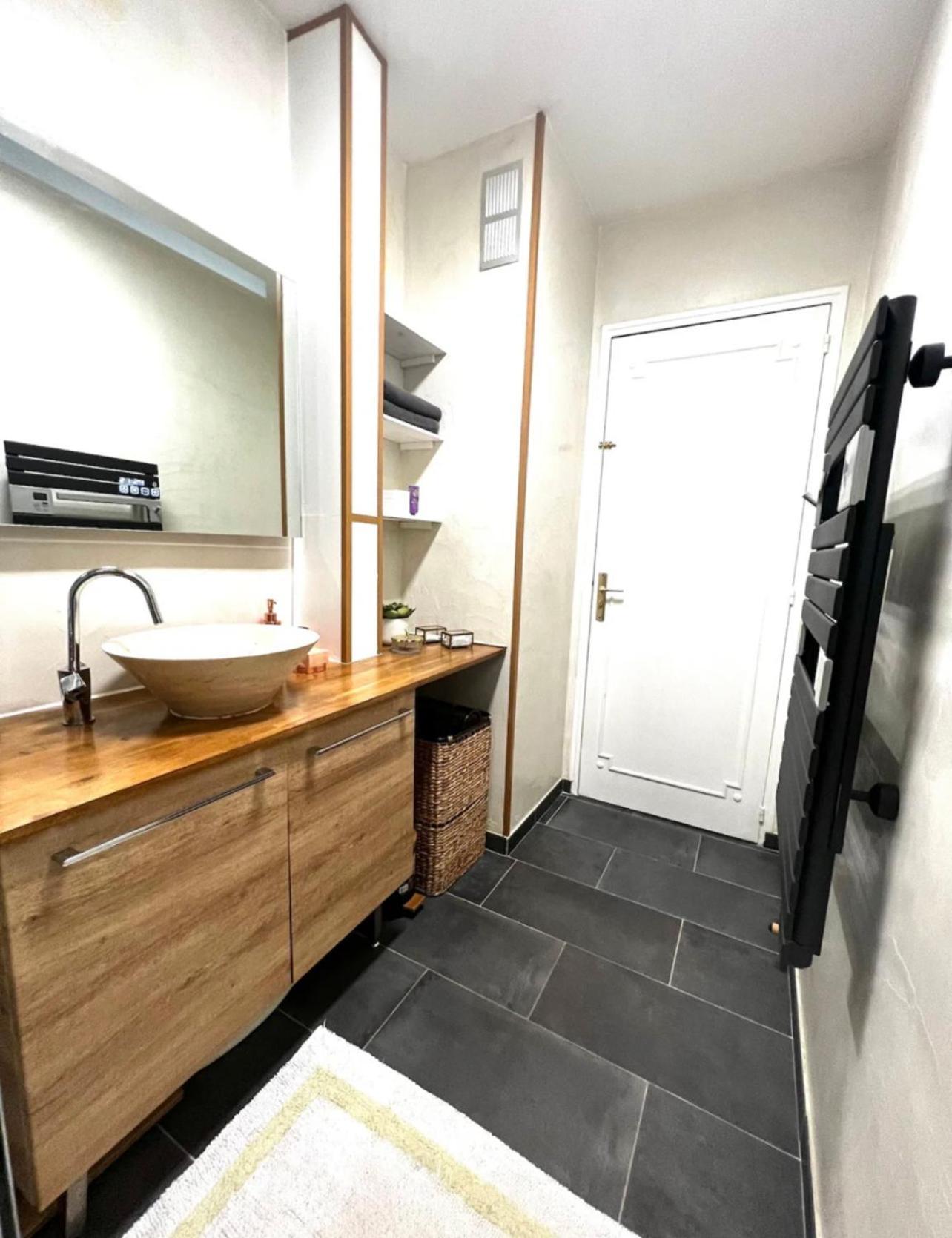 Modern 2 Bedroom Apartment Near Paris Metro, Giant Flat Screen Tv 85 Inches, Balcony, Free Parking Ιβρύ-συρ-Σεν Εξωτερικό φωτογραφία